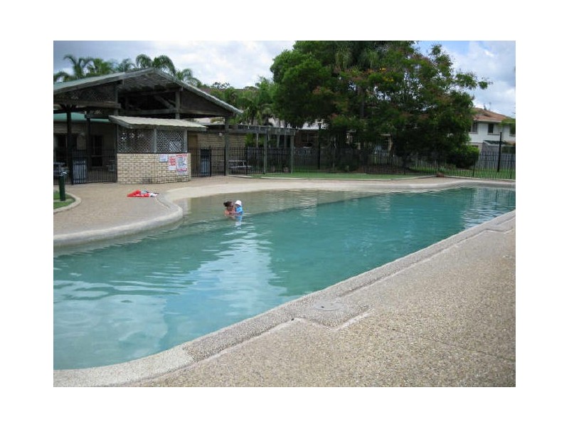 173/31 Usher Avenue, Labrador QLD 4215