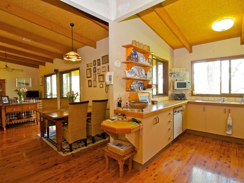 81 Plateau Crescent, Carrara QLD 4211