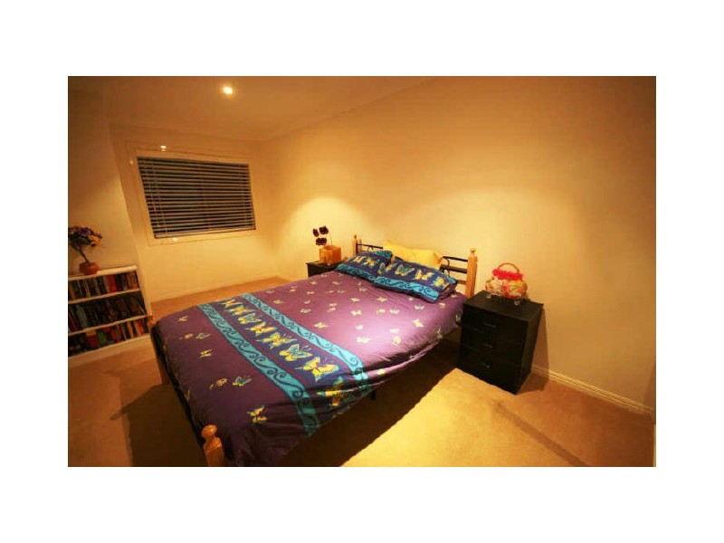 28 Ardrossan Place, Highland Park QLD 4211