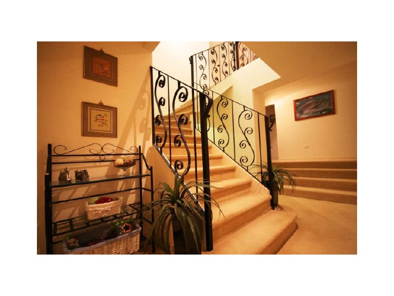 28 Ardrossan Place, Highland Park QLD 4211