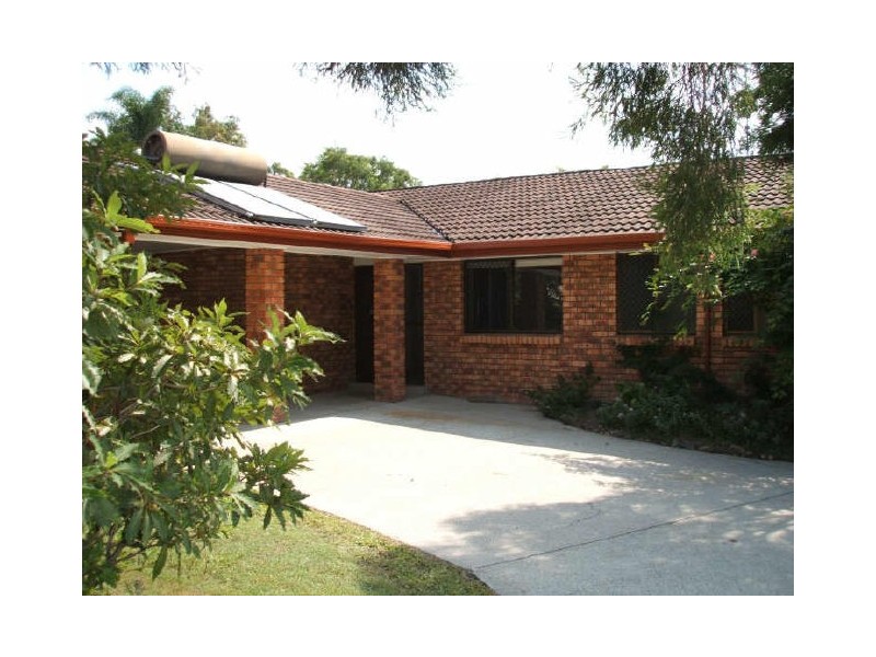 24 Kilmarnock Close, Highland Park QLD 4211