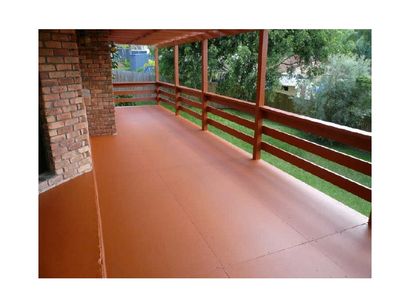 24 Kilmarnock Close, Highland Park QLD 4211