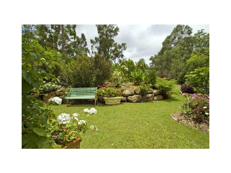 17 Lords Avenue, Mount Nathan QLD 4211