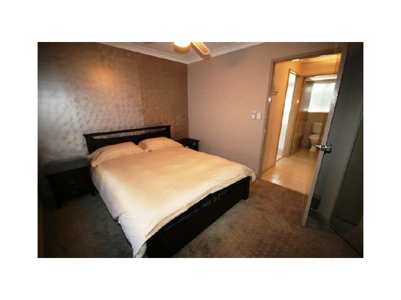 2/37 Peninsular Drive, Surfers Paradise QLD 4217