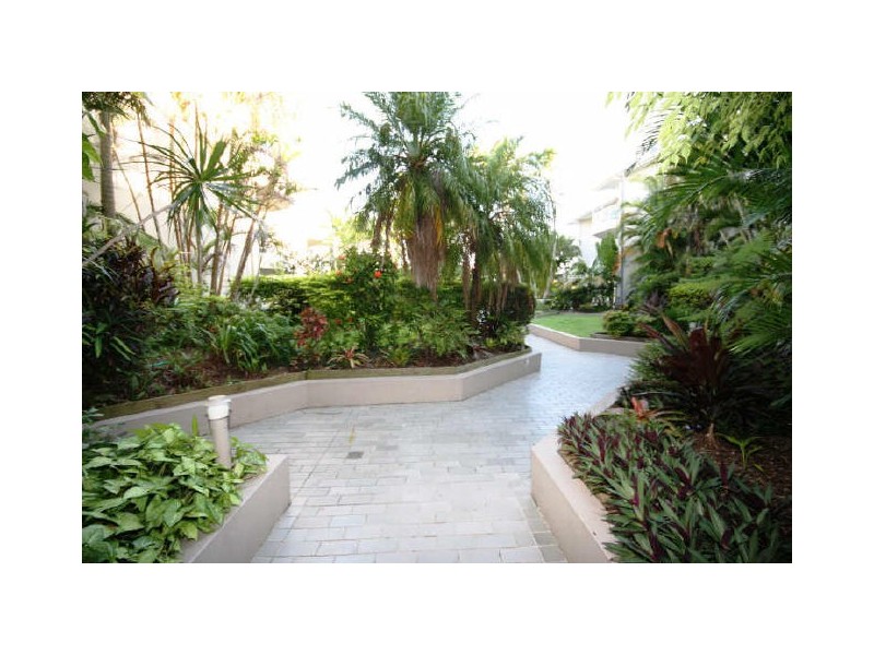 2/37 Peninsular Drive, Surfers Paradise QLD 4217