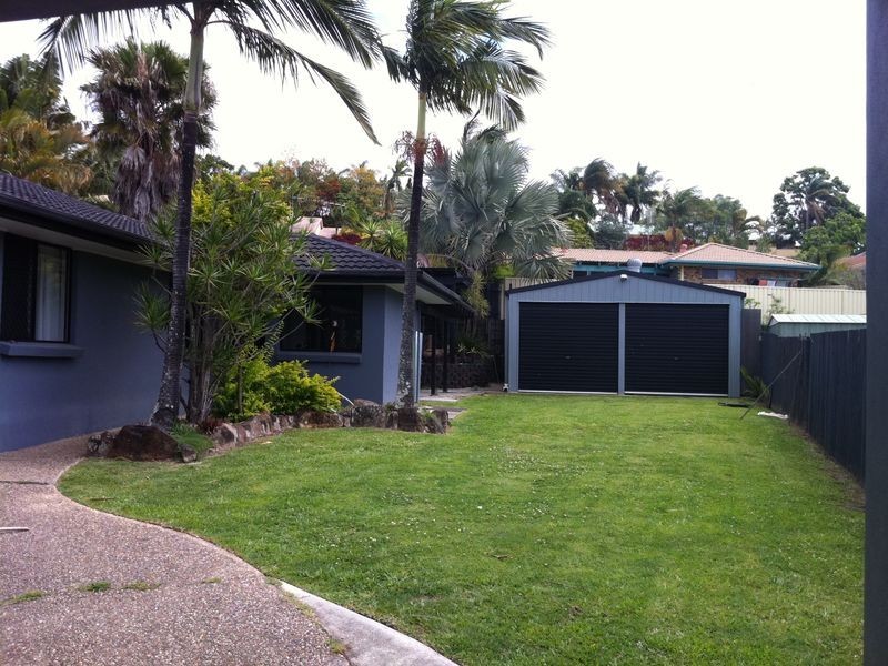 16 Angaston Avenue, Carrara QLD 4211