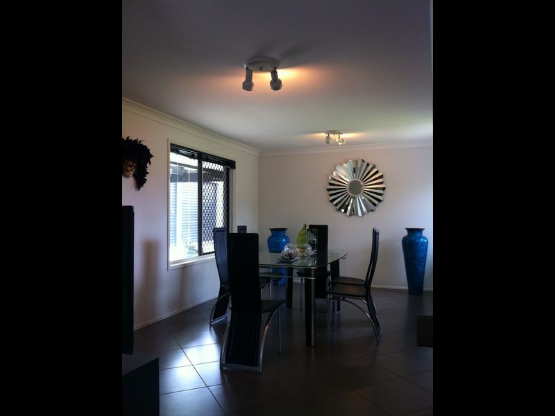 16 Angaston Avenue, Carrara QLD 4211