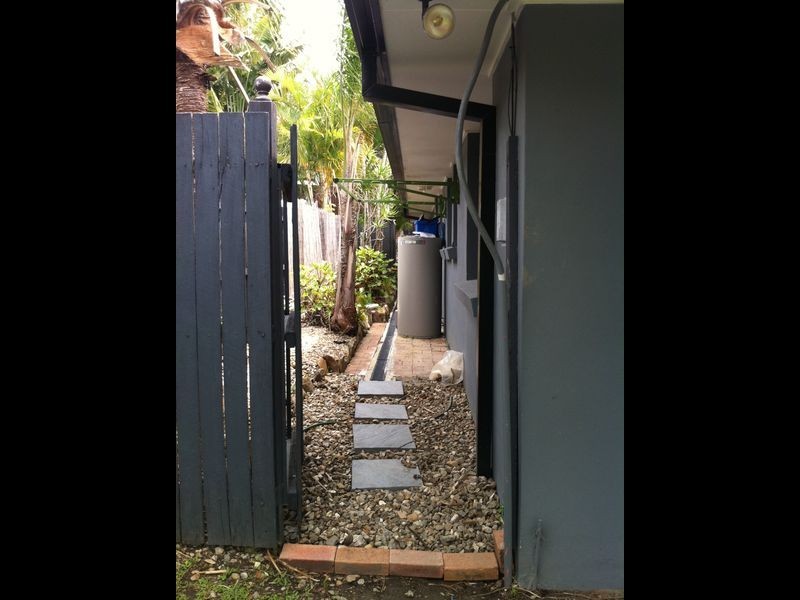 16 Angaston Avenue, Carrara QLD 4211