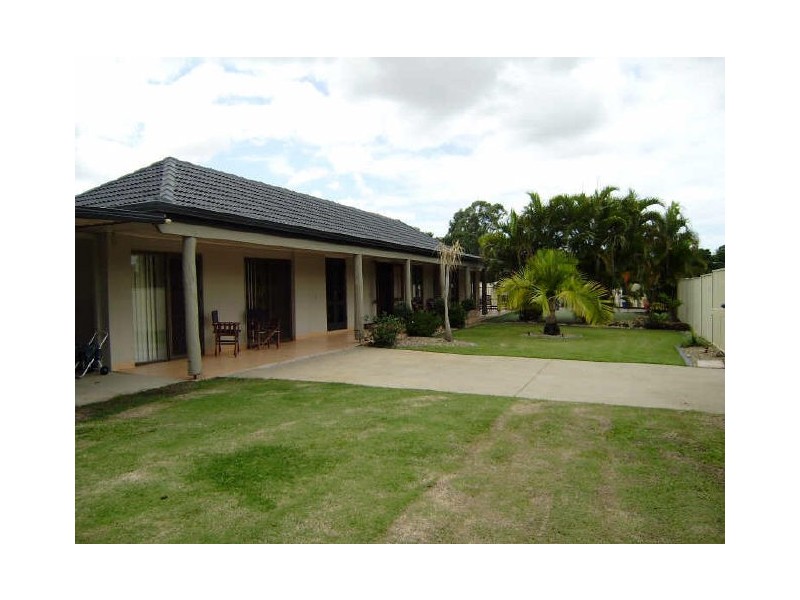 4 Nerang River Drive, Nerang QLD 4211