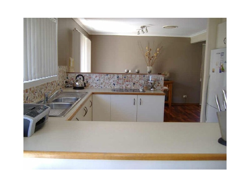 4 Nerang River Drive, Nerang QLD 4211