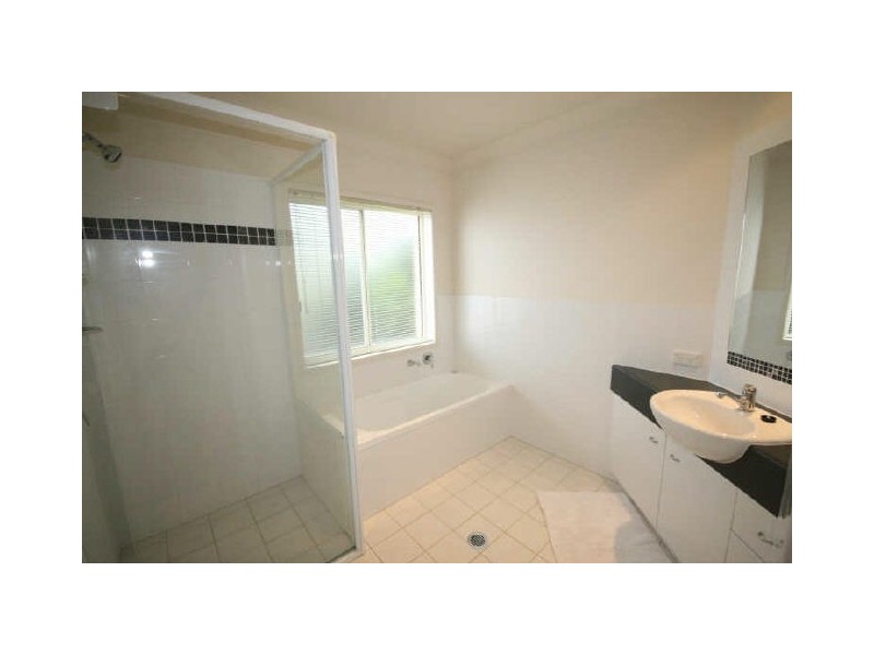 22 Riverwood Drive, Ashmore QLD 4214