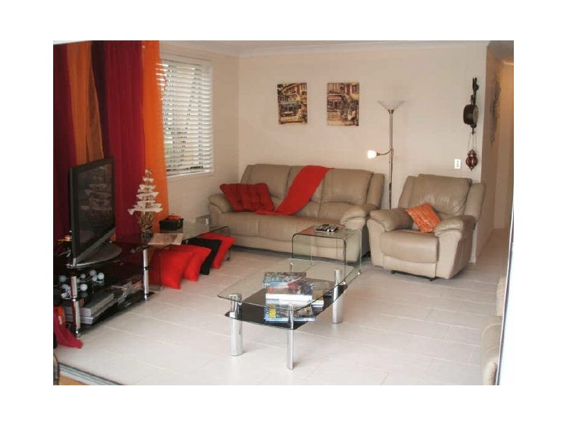 8/3208 Central Place, Carrara QLD 4211