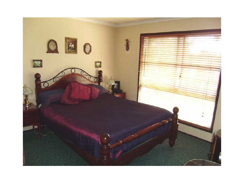 54 Eureka Crescent, Nerang QLD 4211