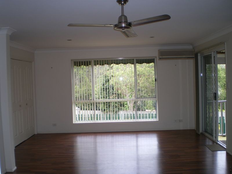 6 Edelsten Court, Carrara QLD 4211