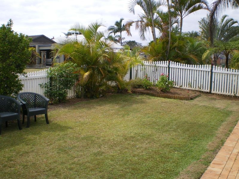 6 Edelsten Court, Carrara QLD 4211