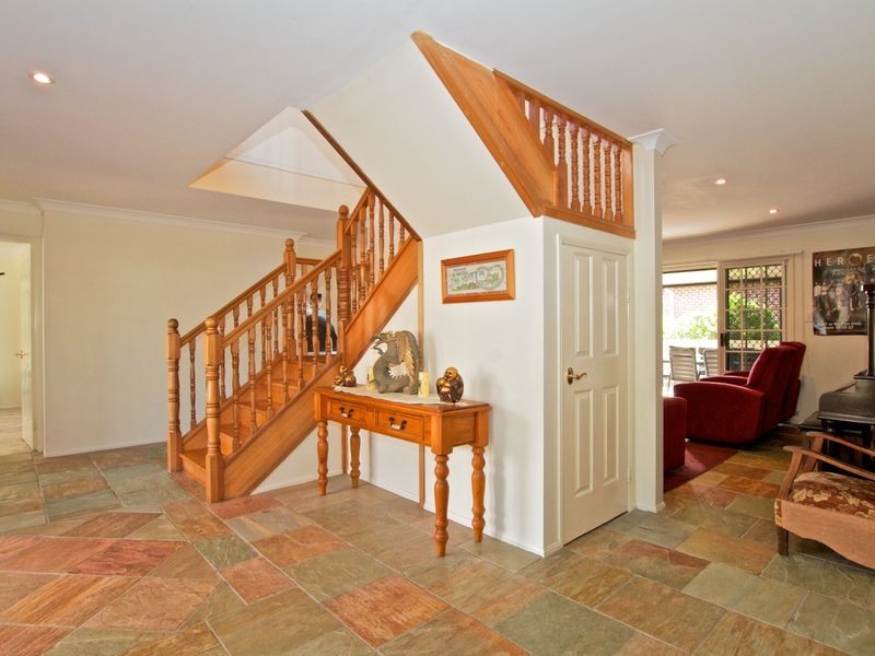 2 Ramada Place, Highland Park QLD 4211