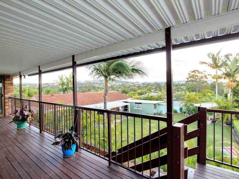1 Mcleod Street, Highland Park QLD 4211