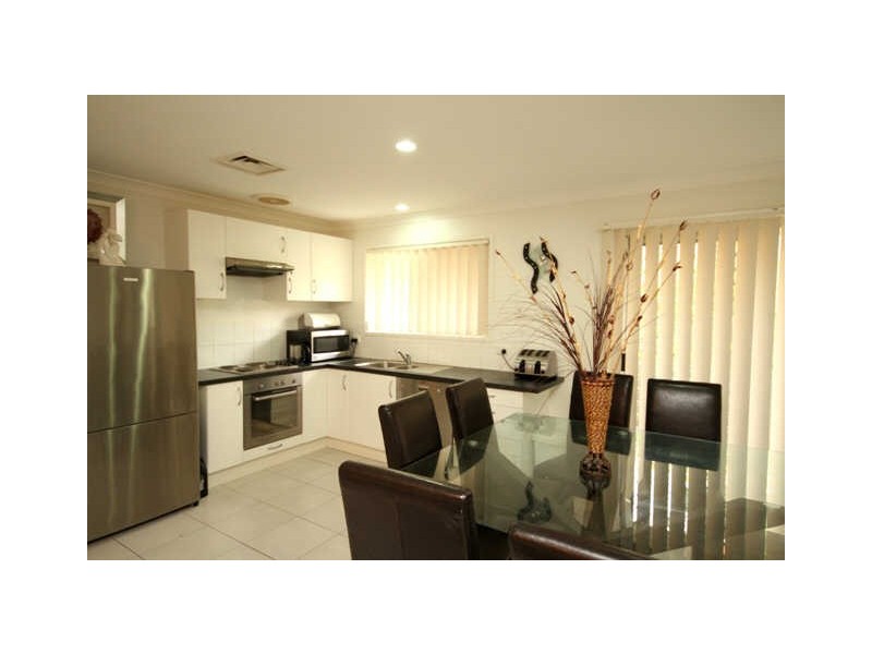 11 Jerrawa Street, Nerang QLD 4211