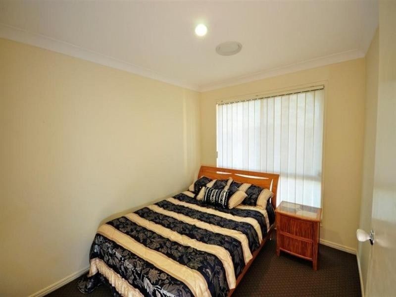 3 Allardyce Crescent, Pacific Pines QLD 4211