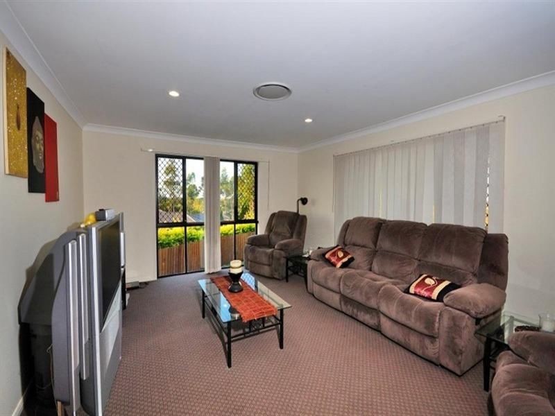 3 Allardyce Crescent, Pacific Pines QLD 4211