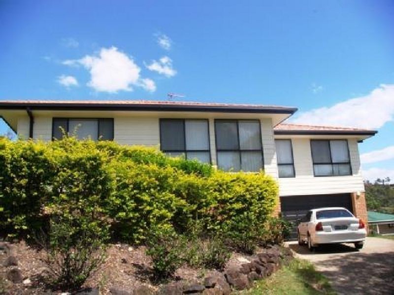 3 Allardyce Crescent, Pacific Pines QLD 4211