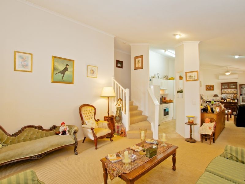11 Inverness Court, Nerang QLD 4211