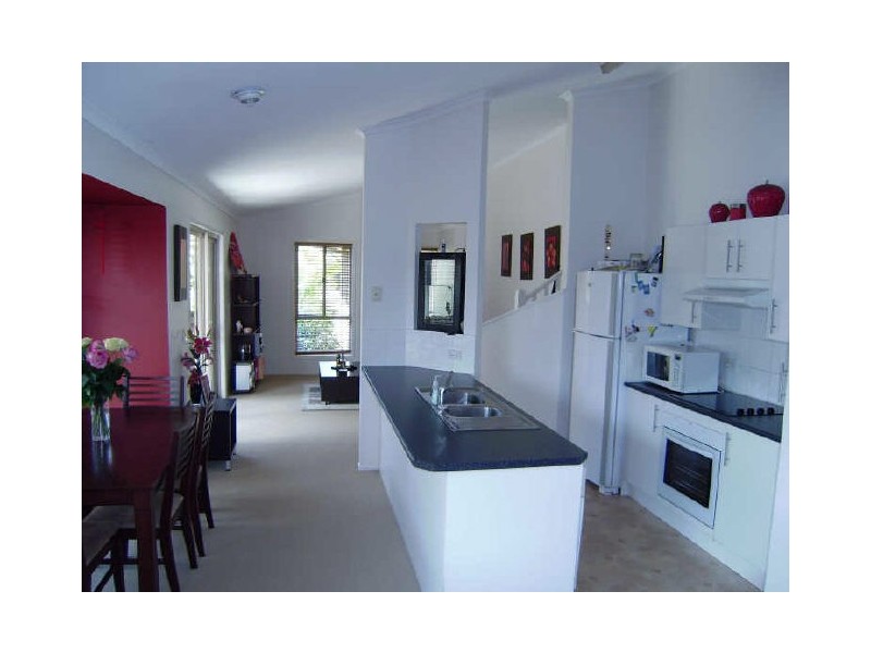 11 Inverness Court, Nerang QLD 4211
