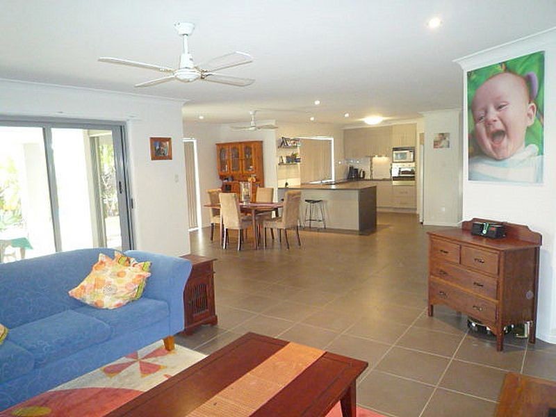 6 Patricia Court, Nerang QLD 4211