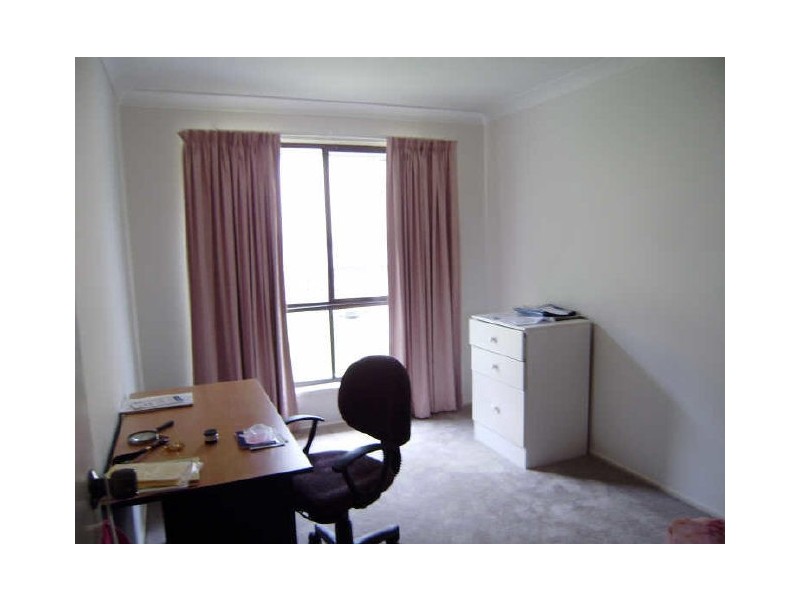 3 Remount Place, Carrara QLD 4211