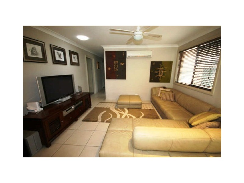 4 Gary Court, Carrara QLD 4211