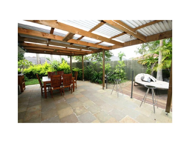 4 Gary Court, Carrara QLD 4211