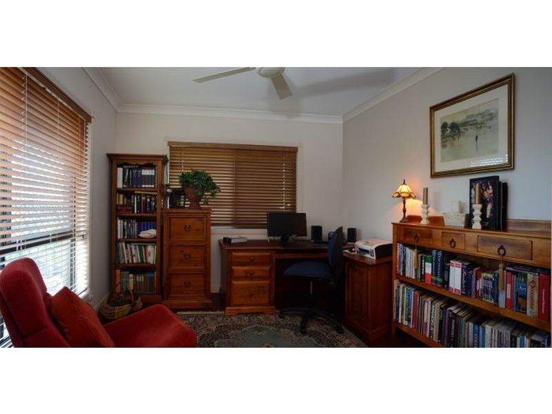 5 Ramada Place, Highland Park QLD 4211