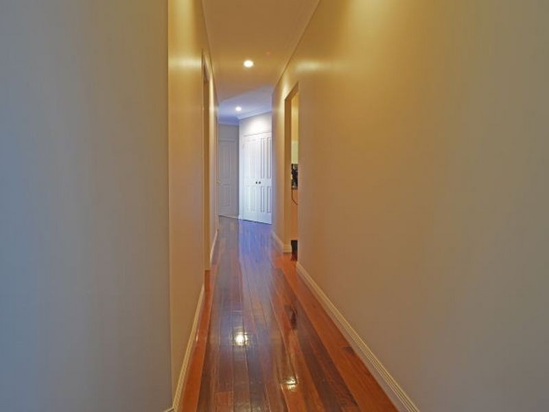 5 Ramada Place, Highland Park QLD 4211