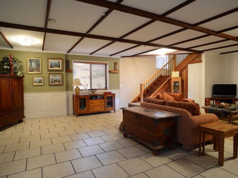 5 Ramada Place, Highland Park QLD 4211