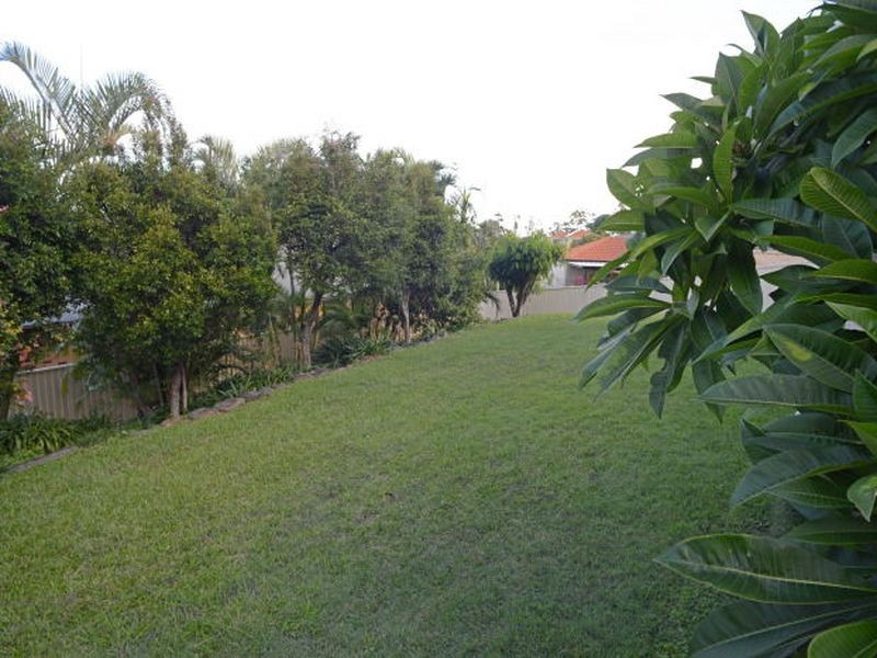 5 Ramada Place, Highland Park QLD 4211