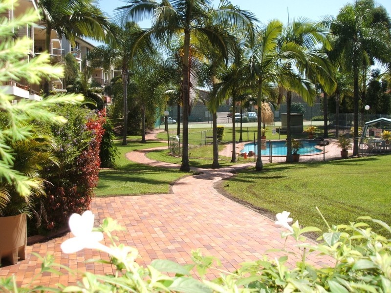 4/40a Murev Way, Carrara QLD 4211