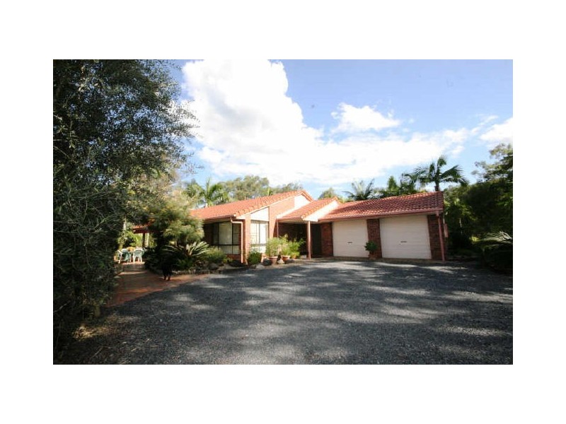 109 Heritage Drive, Mount Nathan QLD 4211