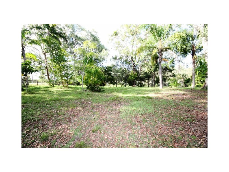 109 Heritage Drive, Mount Nathan QLD 4211