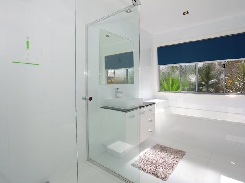 52 Tara Vista Boulevard, Highland Park QLD 4211