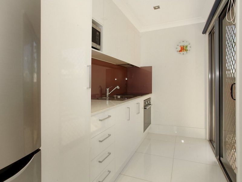 52 Tara Vista Boulevard, Highland Park QLD 4211