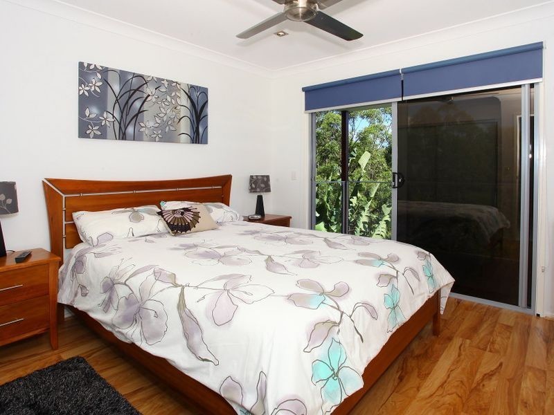 52 Tara Vista Boulevard, Highland Park QLD 4211