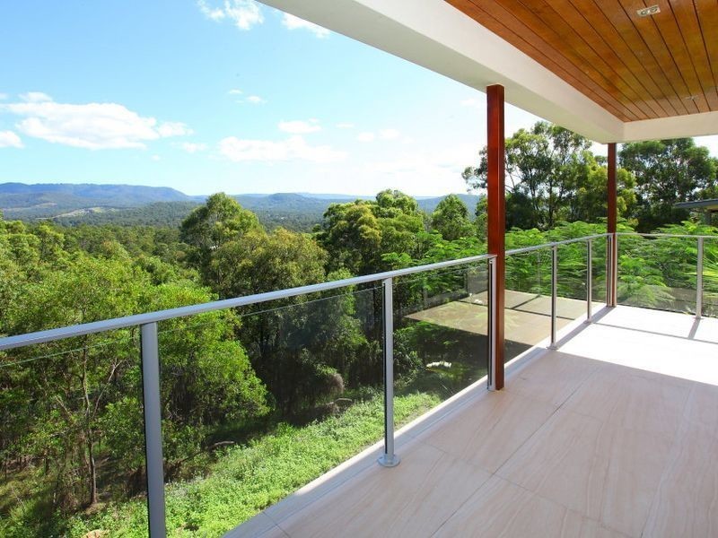 52 Tara Vista Boulevard, Highland Park QLD 4211