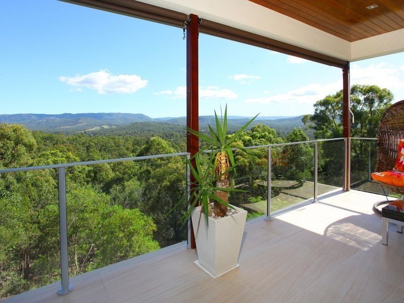 52 Tara Vista Boulevard, Highland Park QLD 4211