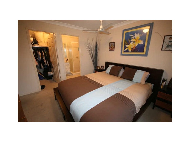 3 Gum Leaf Court, Nerang QLD 4211