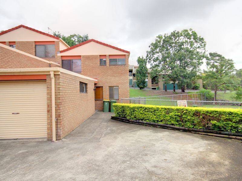 9/1A Mcleod Street, Highland Park QLD 4211