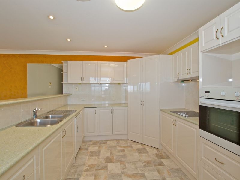 67 Armstrong Way, Highland Park QLD 4211