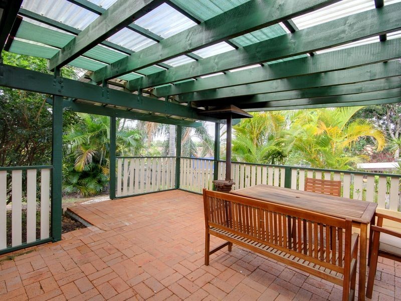 27 Crusader Way, Nerang QLD 4211