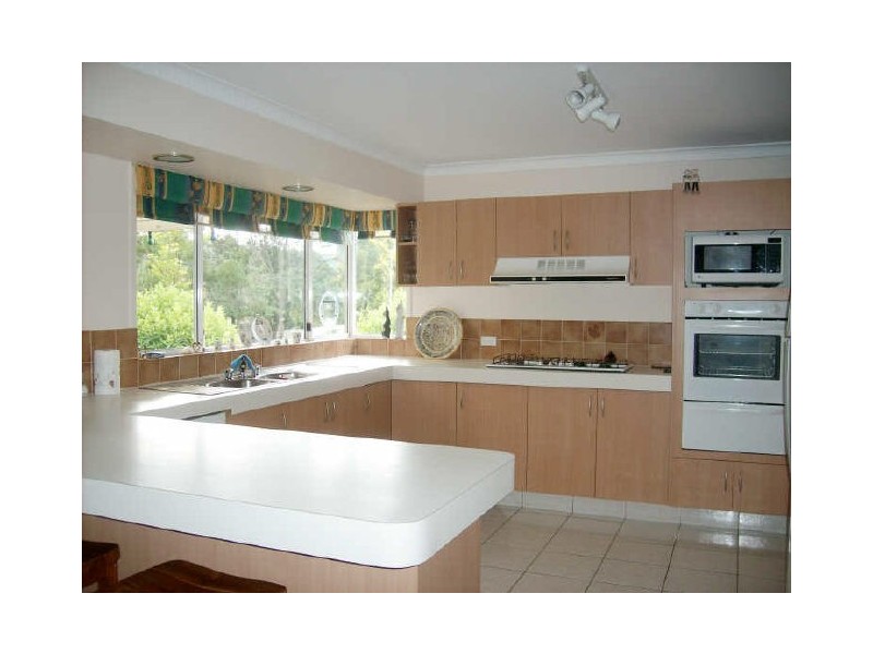 1 Brook Court, Nerang QLD 4211