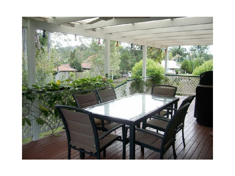 1 Brook Court, Nerang QLD 4211