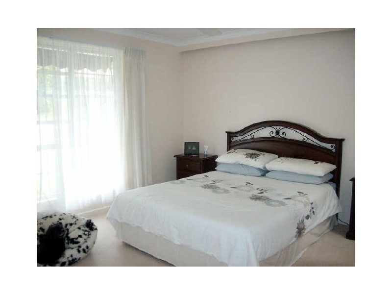1 Brook Court, Nerang QLD 4211